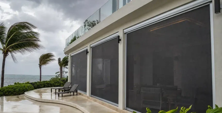 featured-protege-tu-hogar-con-cortinas-anti-huracanes-tips-y-recomendaciones